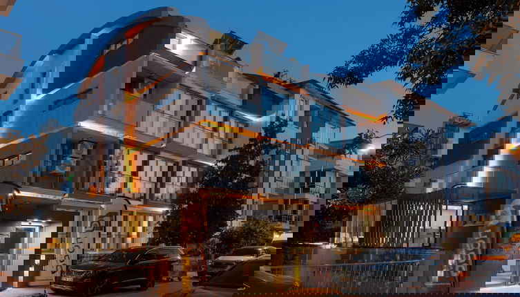 Photo 1 - Doqu Suites Hotel