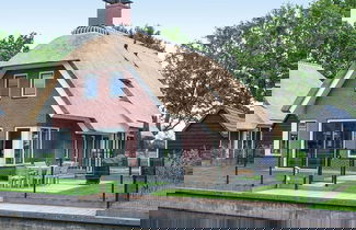 Foto 1 - Villa in Friesland With Waterfront Garden