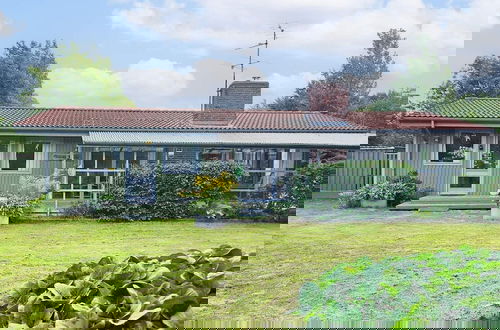 Foto 26 - 8 Person Holiday Home in Farvang