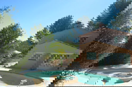 Foto 1 - Holiday Home With Large Garden and Pool