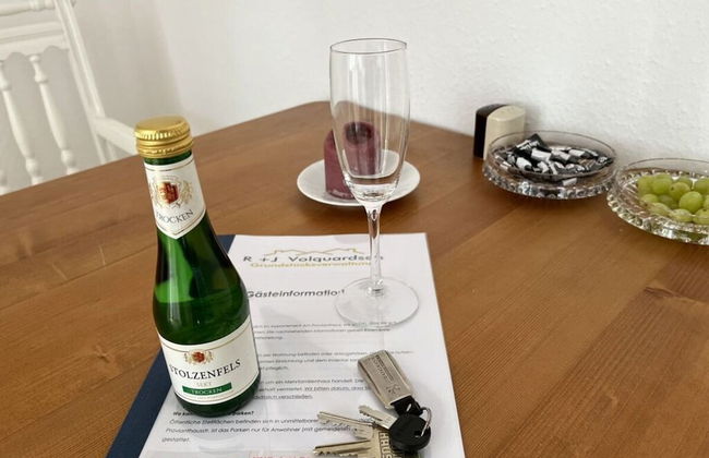 At the Provision House Modern Retreat - Photo 19