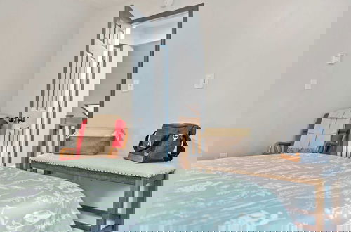 Foto 3 - The Tranquil Trails by Avantstay Lake Access, Deck, Fireplace