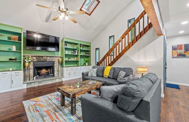 The Tranquil Trails by Avantstay Lake Access, Deck, Fireplace - Foto 7