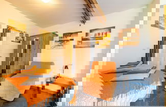 Foto 3 - Comfortable Group Home With Large Garden