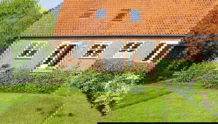 Foto 1 - 4 Person Holiday Home in Faaborg