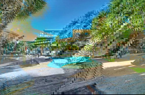 Foto 5 - Pool, Walk to Old Town + Eateries, Nightlife, Shopping Rock N Reelby Avantstay