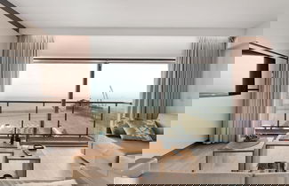 Foto 1 - Apartment With Views and Terrace