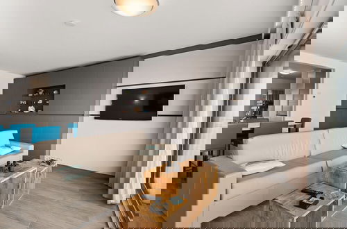 Foto 5 - Apartment With Views and Terrace