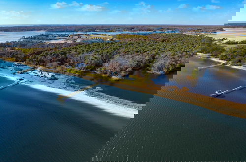 Foto 52 - Bay Estate by Avantstay Waterfront, Private Pond
