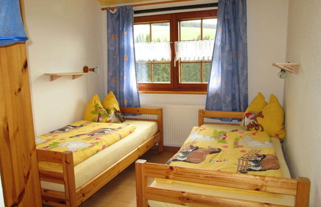 Pleasant Holiday Home With Balcony - Photo 3