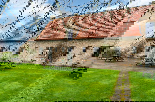 Foto 35 - Comfortable Home for a Group With a Large Garden