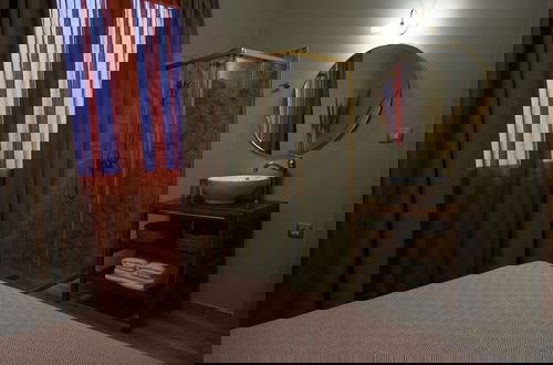 Photo 1 - Vivis Hub