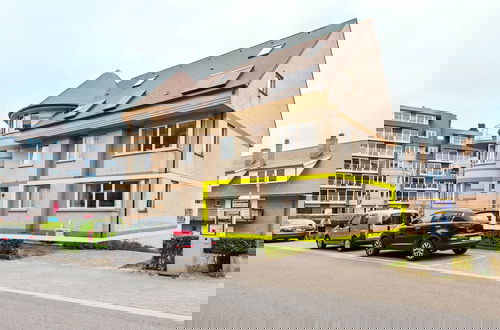 Photo 1 - Apartment Near Zeedijk Beach