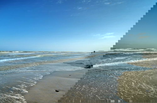 Foto 49 - Simpatico by Avantstay Pool, Near Birding Center