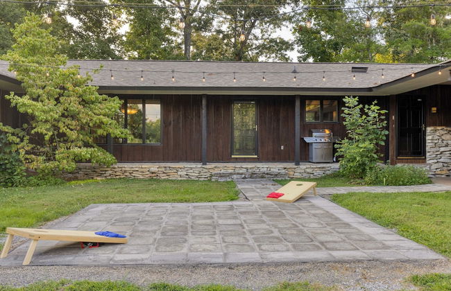 Amber Lodge by Avantstay Pool, Firepit, Sauna - Photo 40