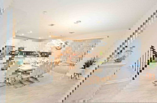 Foto 40 - Storey Lake 7 Bedroom With Extra Large Bedrooms! 7 Home by RedAwning