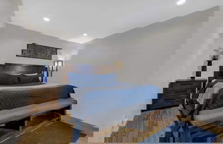 Photo 2 - Guest Quarters - 2 Blocks to Main Street!