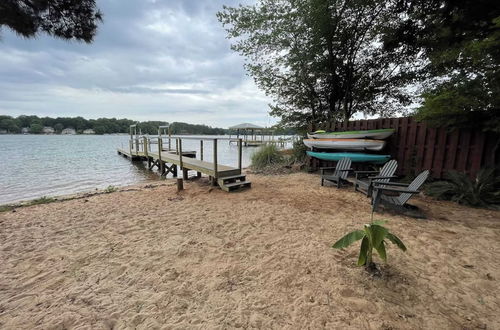 Photo 22 - Laid Back Lake Life by Avantstay Waterfront View