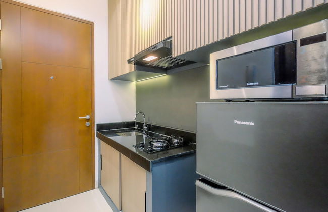 Minimalist And Comfy Studio Ciputra World 2 Apartment - Foto 9