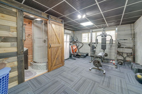 Photo 7 - Beckley Studio w/ Private Hot Tub & Home Gym