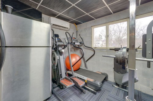 Photo 20 - Beckley Studio w/ Private Hot Tub & Home Gym