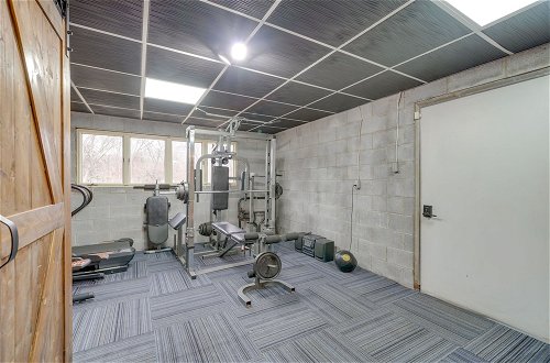 Photo 22 - Beckley Studio w/ Private Hot Tub & Home Gym