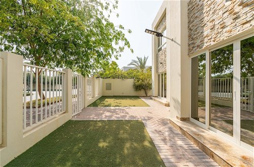 Photo 46 - Luxury 5B Villa Private Garden in Ras Al Khaimah