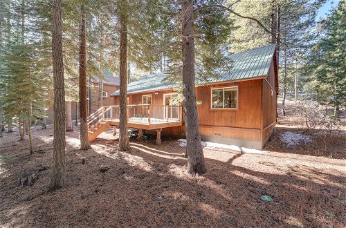 Photo 6 - Charming Truckee Cabin: 5 Mi to Donner Lake