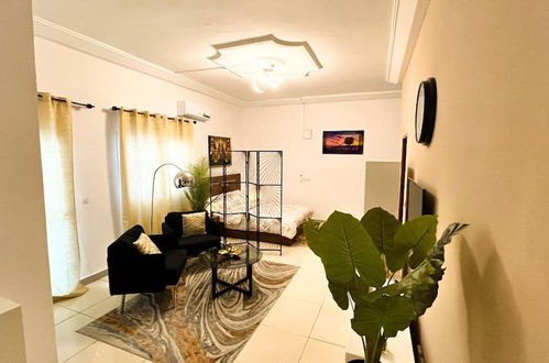 Photo 8 - Large Studio at Your Disposal in Abidjan