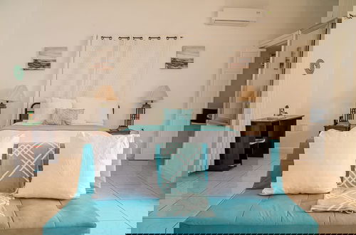 Photo 2 - Villa Serenity- Water View Suite - Sleeps 3 -pool