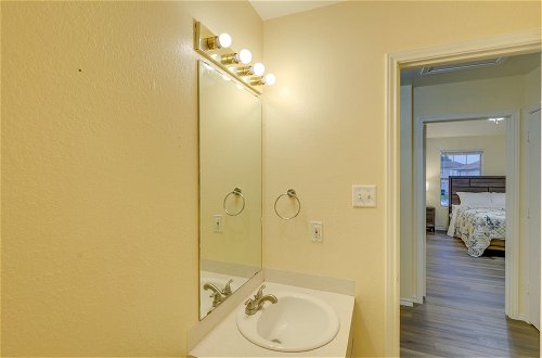 Photo 11 - Quiet Killeen Townhome, 5 Mi to Fort Hood Shopping