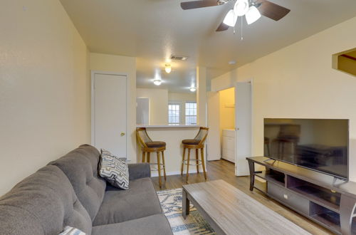 Photo 5 - Quiet Killeen Townhome, 5 Mi to Fort Hood Shopping