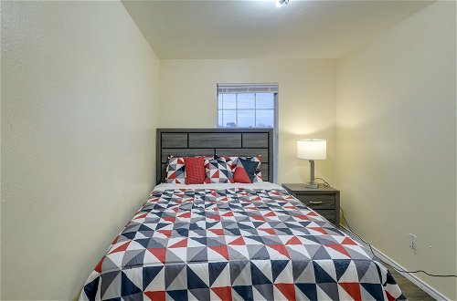 Foto 7 - Quiet Killeen Townhome, 5 Mi to Fort Hood Shopping