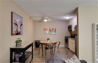 Photo 3 - Fresno Apt Near Attractions, Shopping & Dining
