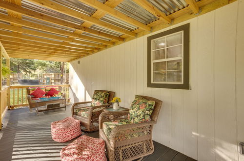 Foto 4 - Cozy Montgomery Cottage w/ Porch, Near Lake Conroe