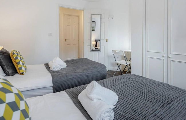 Captivating 2-bed Apartment in Grays - Foto 6