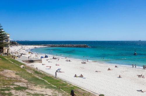 Photo 33 - Beautiful 3BR Beachside Apt in Cottesloe