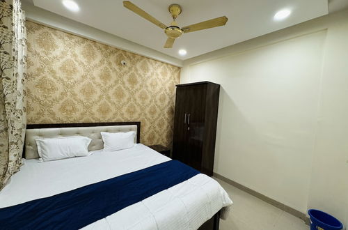 Photo 5 - Home Escape 2bhk Apartments