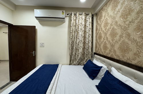 Photo 11 - Home Escape 2bhk Apartments