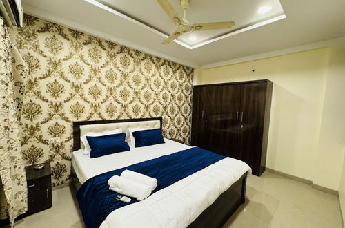 Photo 6 - Home Escape 2bhk Apartments