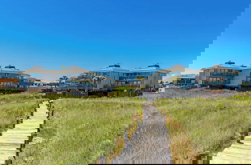 Foto 53 - Ocean View Optional Golf Cart Sleeps 6