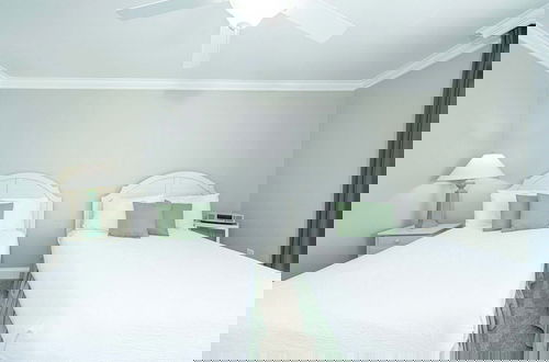 Foto 5 - Beachfront Bliss at Shoreline Towers