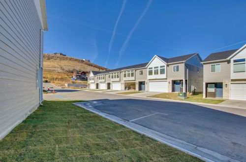 Foto 15 - Garden City Townhome w/ Fireplace Near Bear Lake