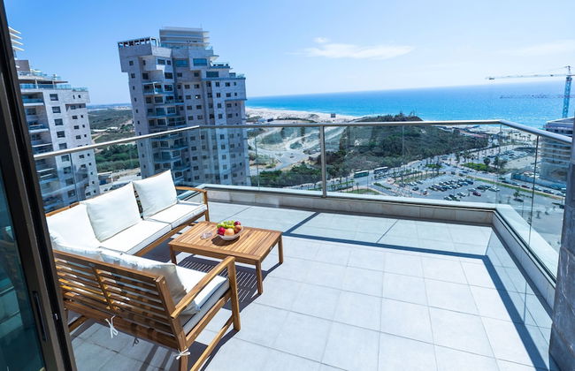 SeaFront Luxurious 3 BR Apartment - Foto 17