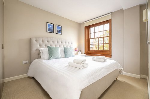 Foto 2 - Peaceful Putney Apartment by Underthedoormat