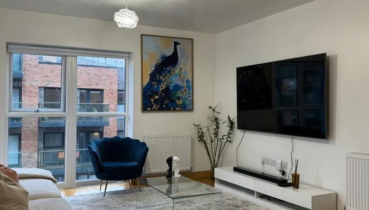 Photo 1 - Stunning 2-bed Apartment in Dartford