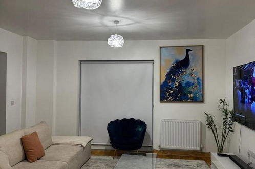 Photo 17 - Stunning 2-bed Apartment in Dartford