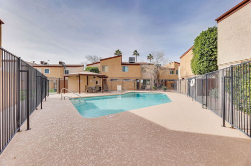 Foto 14 - Mesa Townhome w/ Pool Access ~ 7 Mi to Asu