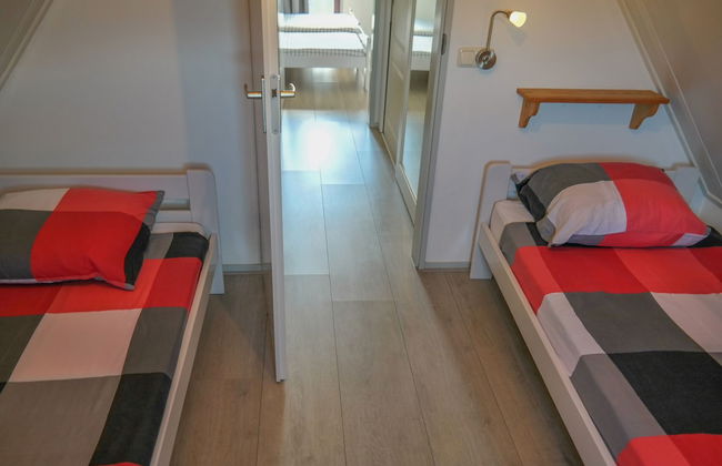 Modern Holiday Home at a Typical Dutch Canal, Close to the Lauwersmeer - Foto 4