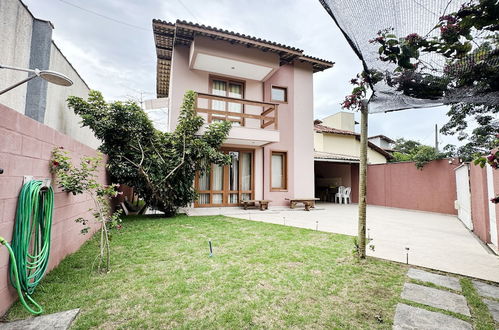 Foto 45 - Casa Família com Quintal, Churrasqueira e Garagem